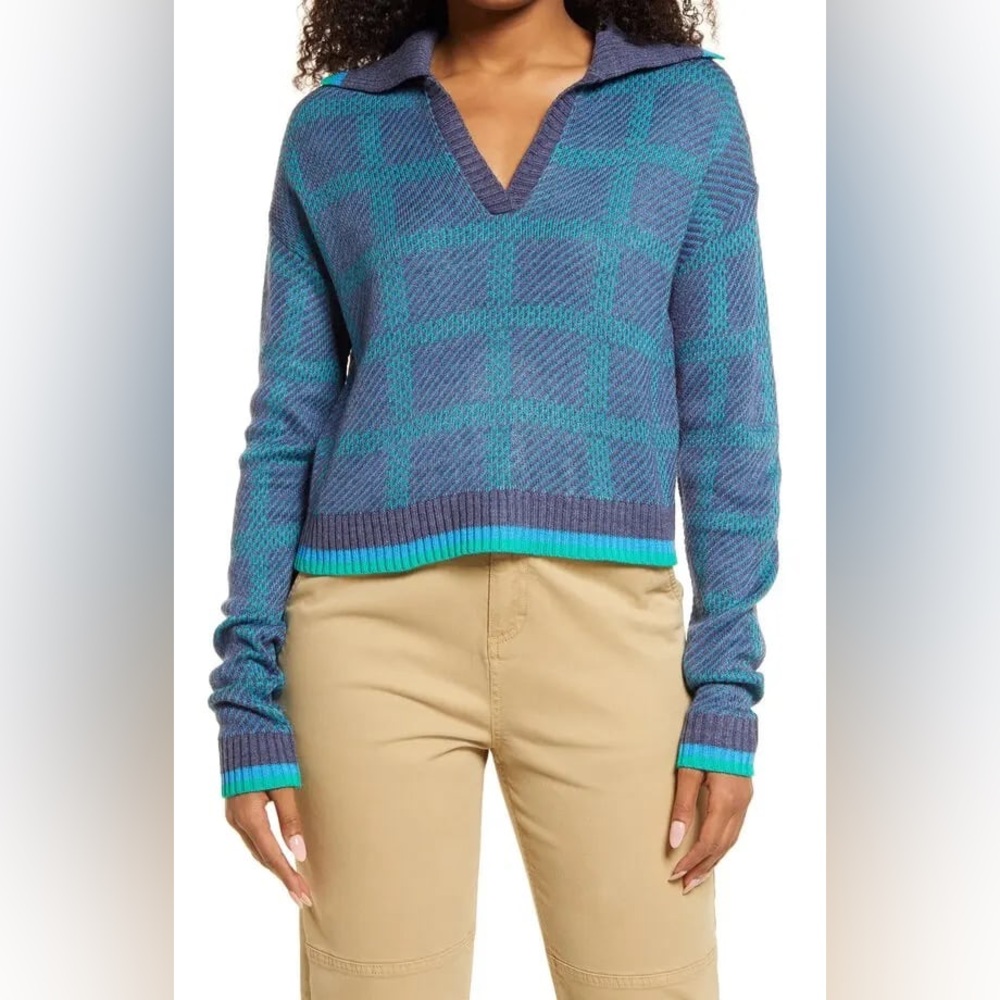 BP Blue and Teal Checkered V-Neck Sweater Size Small